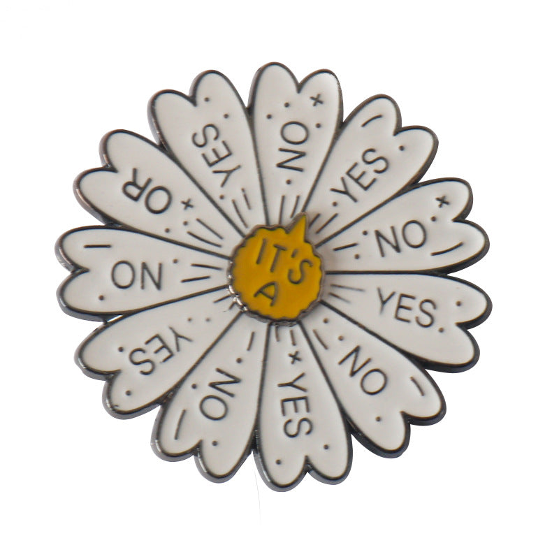 Daisy Pattern Keychain Featuring Elegant Floral Design For Stylish Accessory