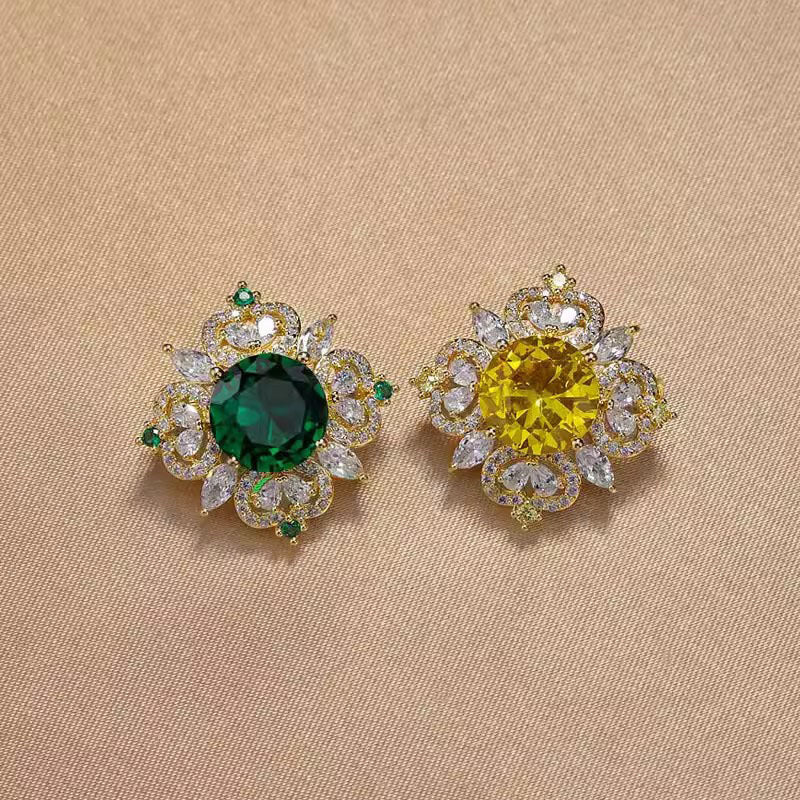 Flower Pin Brooch Featuring Zircon Inlay In Elegant Green Color
