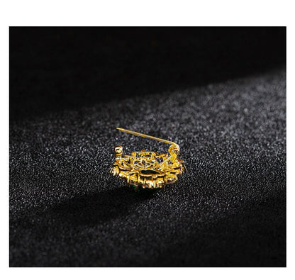 Flower Pin Brooch Featuring Zircon Inlay In Elegant Green Color
