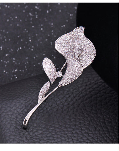 Golden Flower Pin Brooch, Elegant Floral Jewelry Accessory For Women