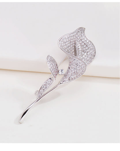 Golden Flower Pin Brooch, Elegant Floral Jewelry Accessory For Women