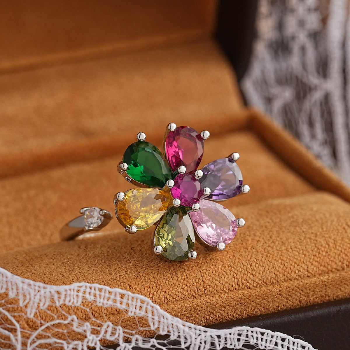 Sweet Flower Jewelry Set For Women Featuring Platinum Plated Design With Durable Copper Material