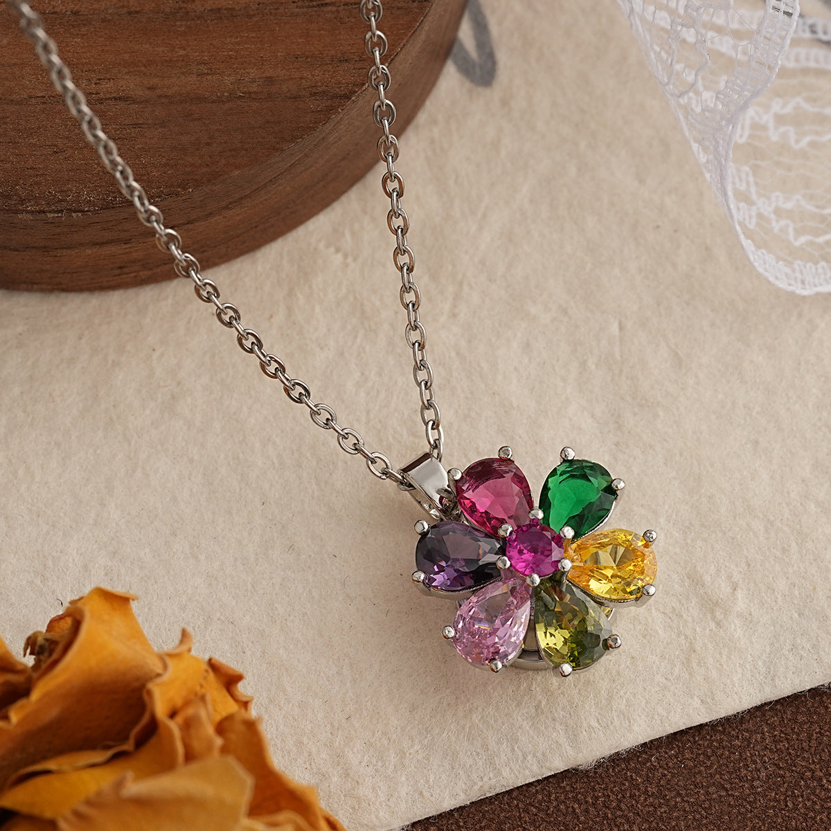 Sweet Flower Jewelry Set For Women Featuring Platinum Plated Design With Durable Copper Material