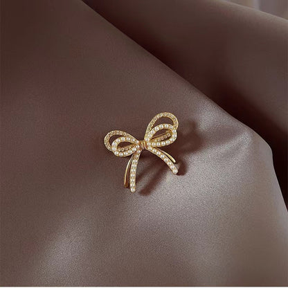 Pearl Bow Knot Brooch In Golden, Elegant Pearl Accent Chest Jewelry