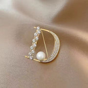 Brooch D Gold