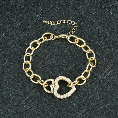 Heart Shape Necklace For Women Featuring Elegant Copper Material