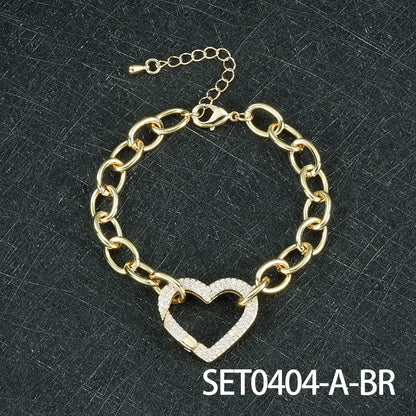 Heart Shape Necklace For Women Featuring Elegant Copper Material