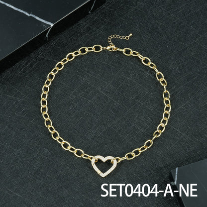 Heart Shape Necklace For Women Featuring Elegant Copper Material