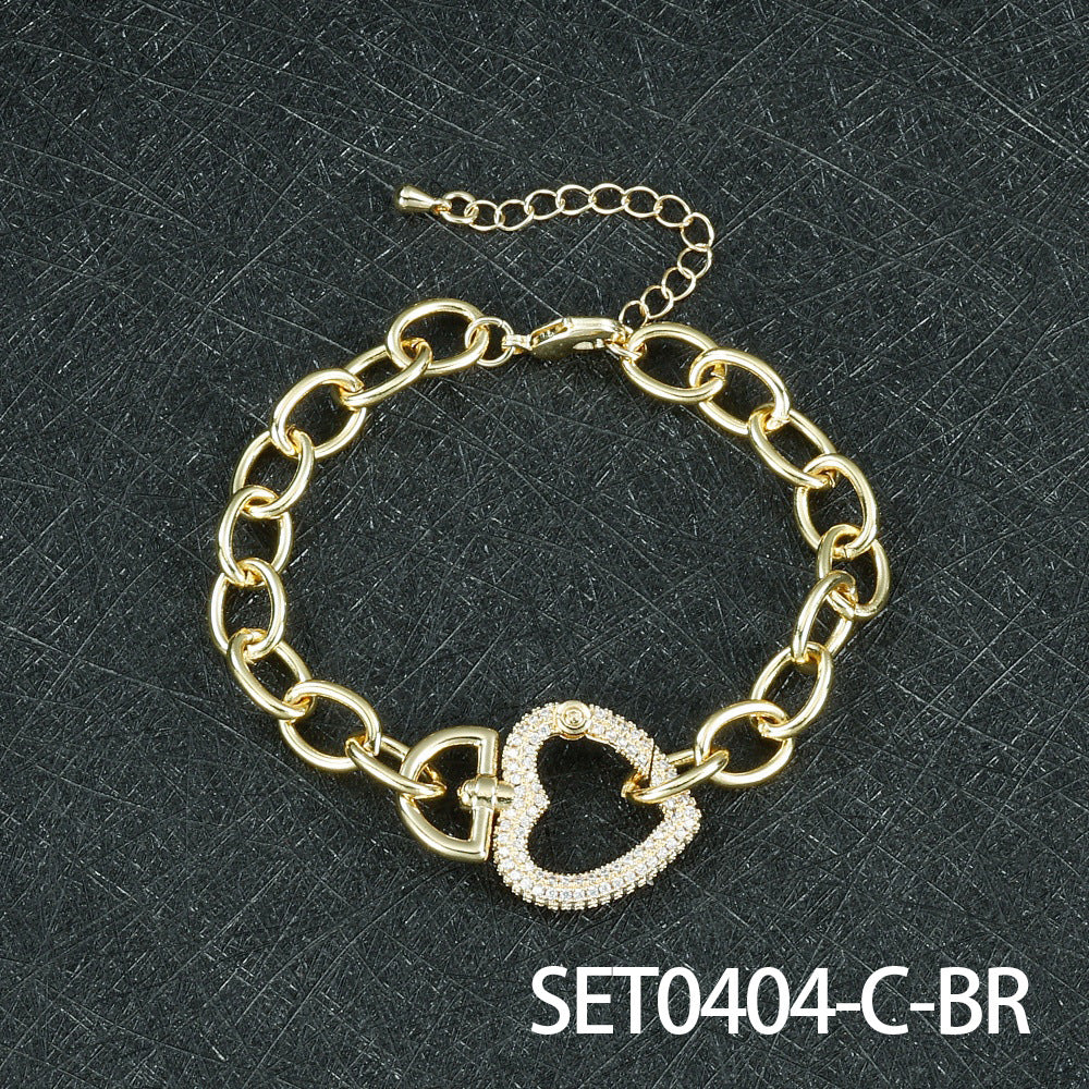Heart Shape Necklace For Women Featuring Elegant Copper Material