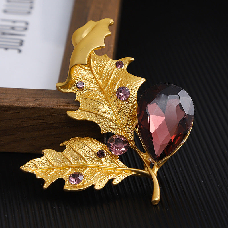 Flower Petal Brooch Pin In Alloy Featuring February Birthstone Amethyst In Purple