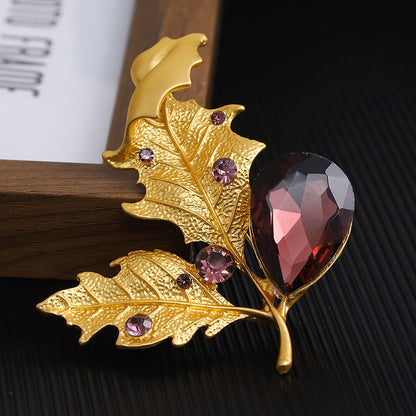 Flower Petal Brooch Pin In Alloy Featuring February Birthstone Amethyst In Purple