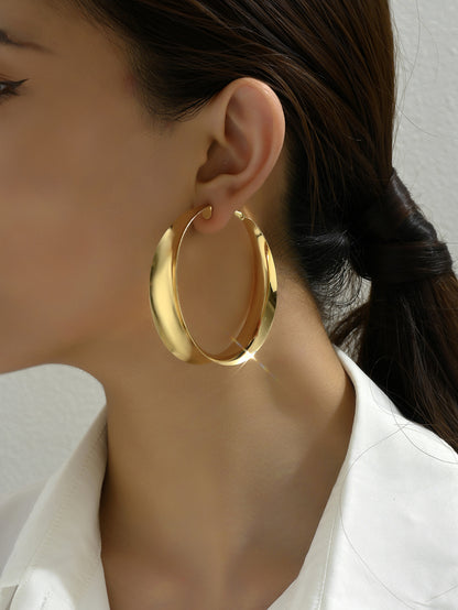 For Golden Retro Metal Hoop Earrings Featuring Classic Design And Durable Construction