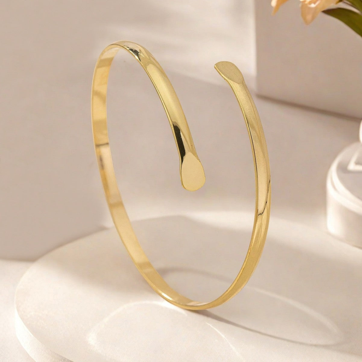 For Arm Cuff Bangle In Golden Metal, Stylish Jewelry Accessory