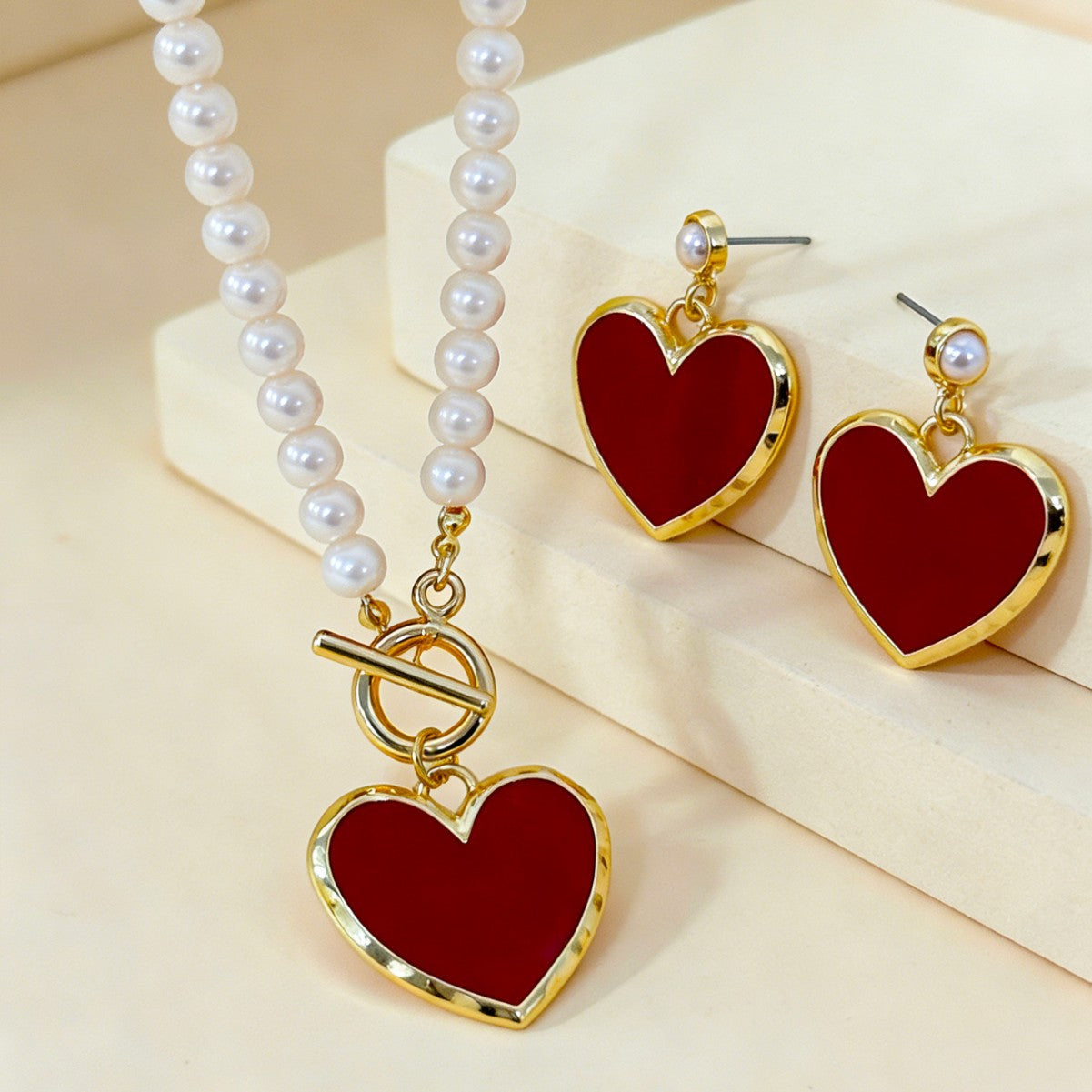 Heart Shape Jewelry Set With Imitation Pearl In White Featuring OT Clasp Toggle Clasp
