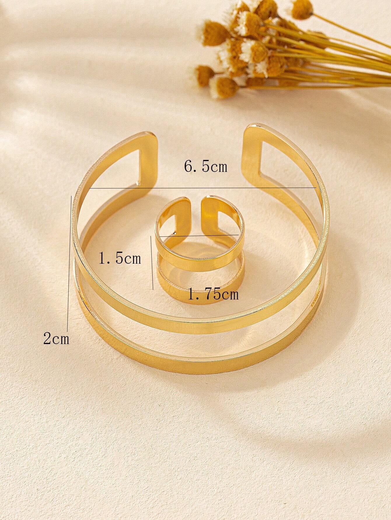 Golden Jewelry Set Featuring Metal Material For Elegant Wear