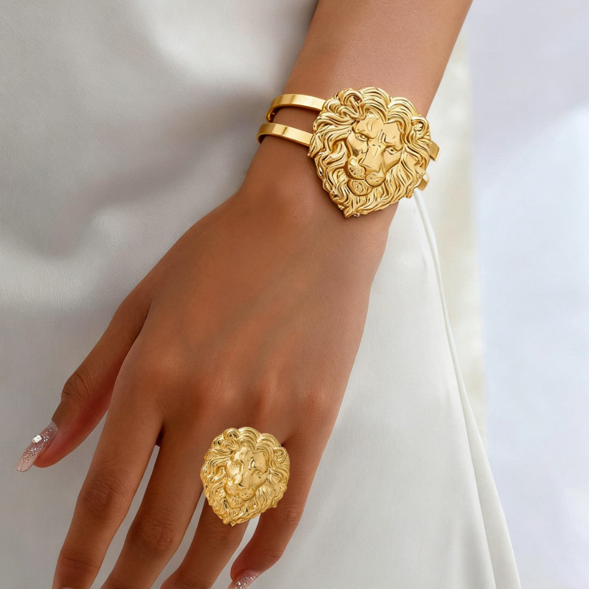 Golden Lion Jewelry Set In Alloy Material, 1 Set