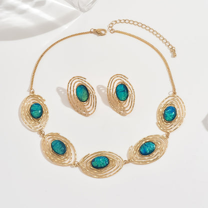 Golden Jewelry Set Featuring Eye Pattern Made Of Durable Alloy