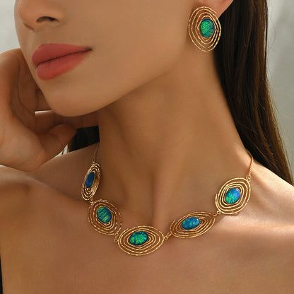 Golden Jewelry Set Featuring Eye Pattern Made Of Durable Alloy