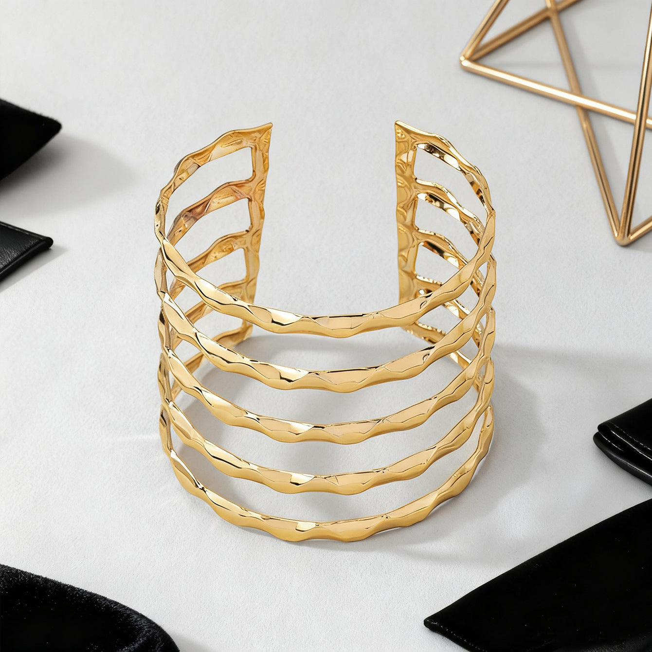 Waves For Hip-Hop Style Arm Cuff Bangle In Golden Alloy
