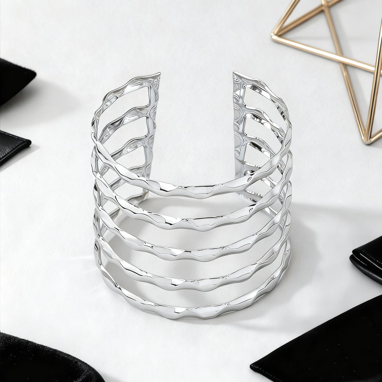 Waves For Hip-Hop Style Arm Cuff Bangle In Golden Alloy