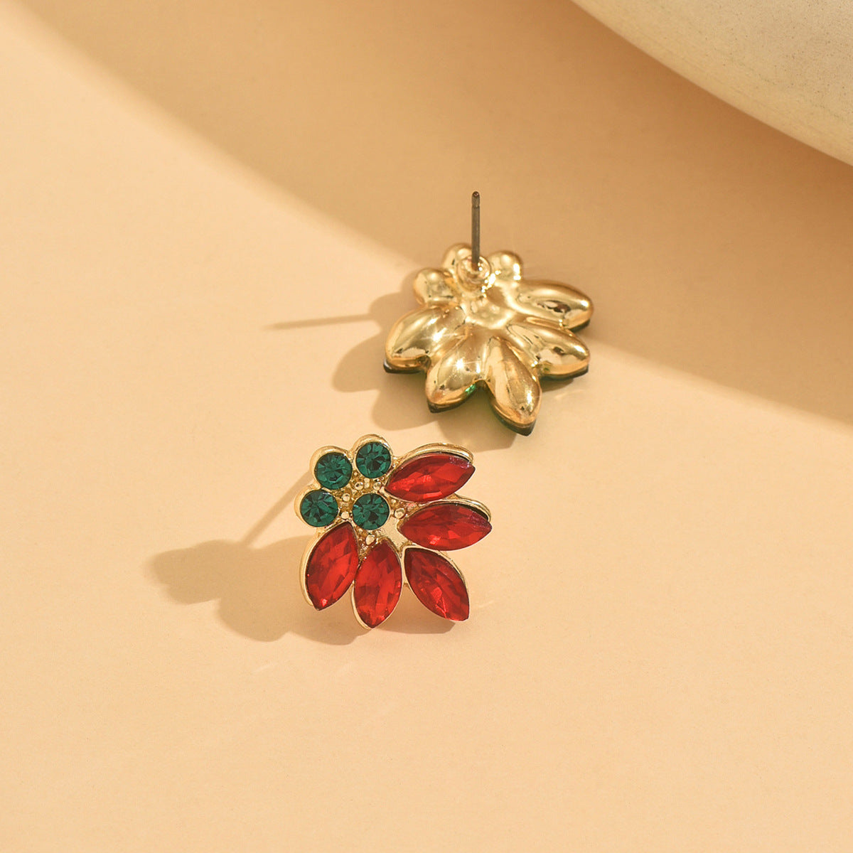 Christmas Flowers Stud Earrings For Women In Red Alloy, Elegant Holiday Jewelry Gift
