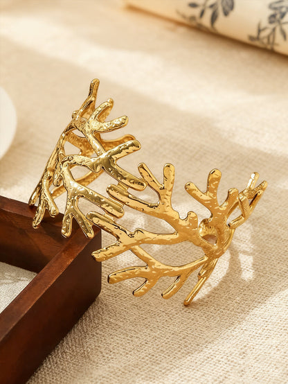 Retro Red Coral Bangle For Women Featuring Hammered Alloy Design