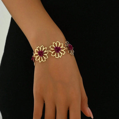 Pastoral Rose Bracelet In Golden, Perfect For Elegant And Timeless Style