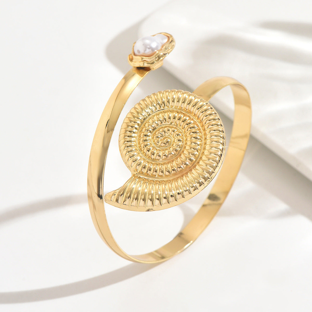 Conch Arm Cuff For Women In Marine Style Featuring Golden Metal Design