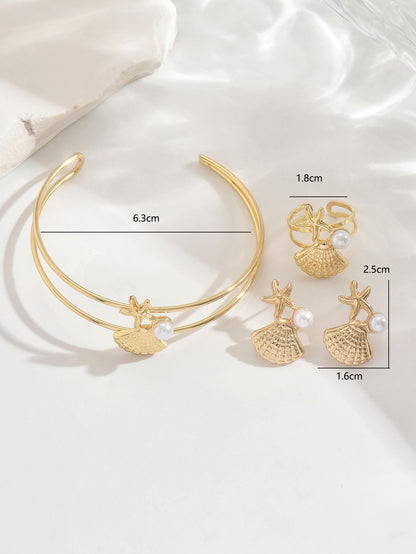 Golden Jewelry Set Featuring Ocean Pattern Made Of Durable Metal, Perfect For Elegant Occasions