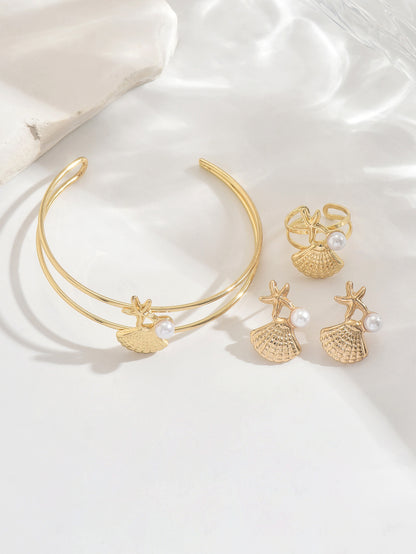 Golden Jewelry Set Featuring Ocean Pattern Made Of Durable Metal, Perfect For Elegant Occasions