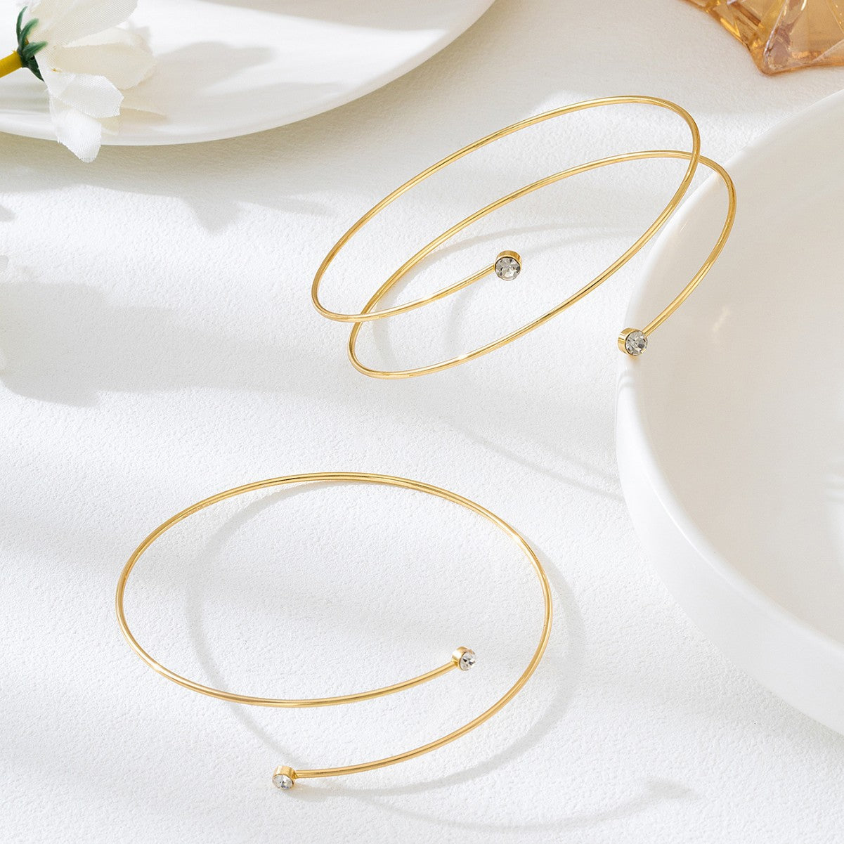 Golden Metal Jewelry Set Featuring Lines Pattern With Stretch Adjustable Fit, 1 Set Included