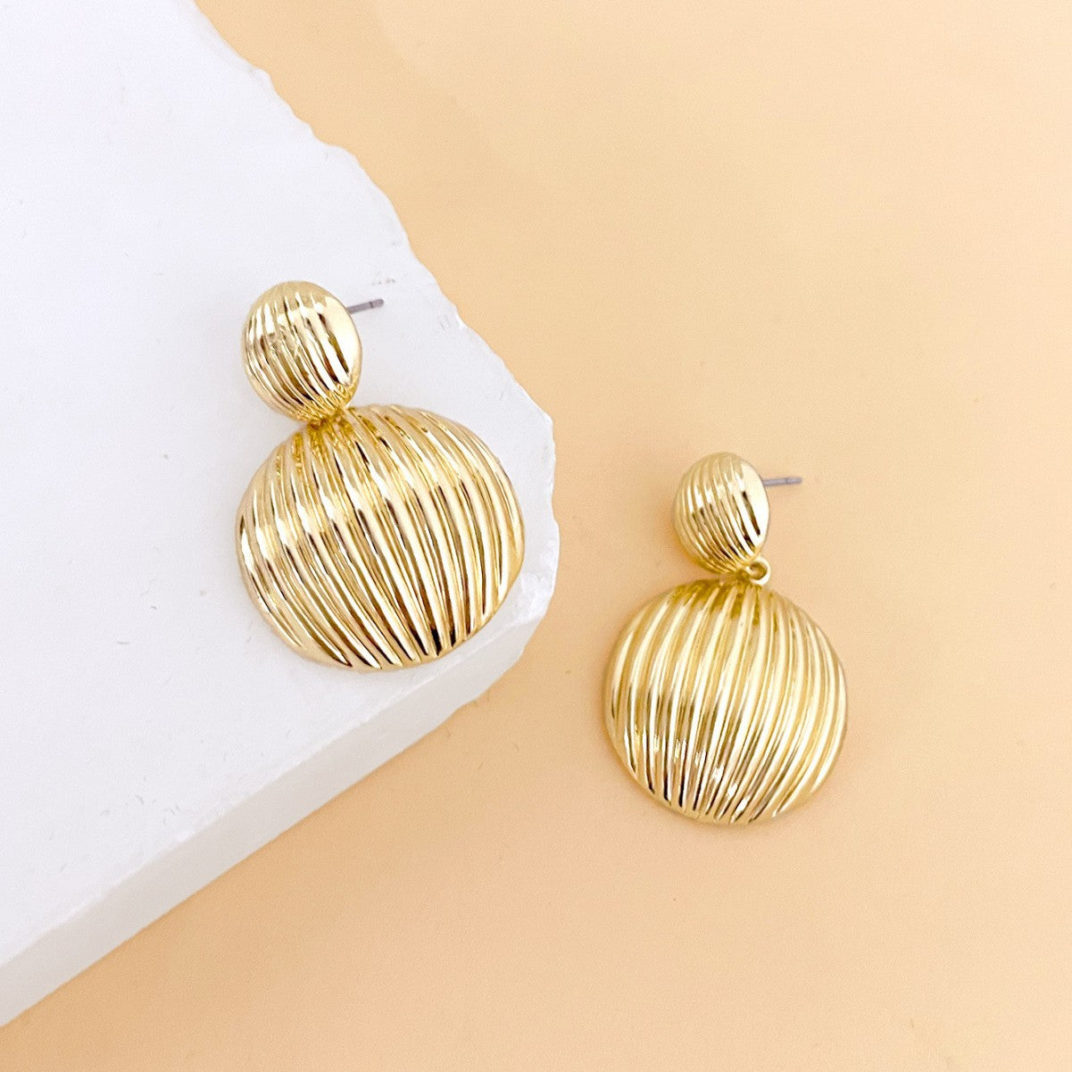 Round Drop Earrings For Women In Golden Metal, Elegant Jewelry Accessories