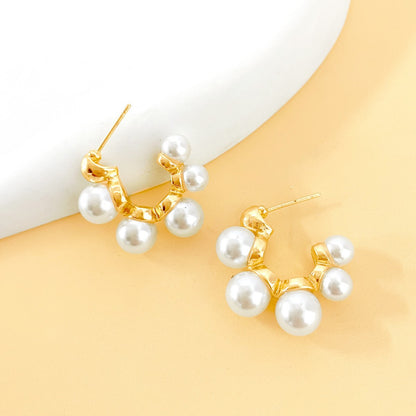 Retro White Acrylic Circle Earrings For New Year