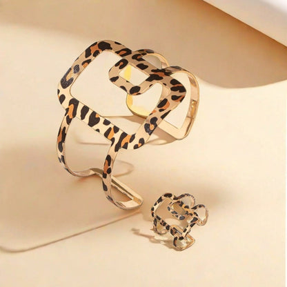 Leopard Print Jewelry Set Featuring Metal Material For Stylish And Elegant Look