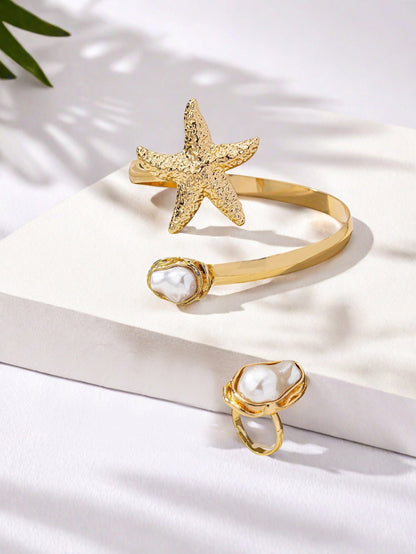 Golden Jewelry Set Featuring Pearl Pattern Made With High-Quality Metal