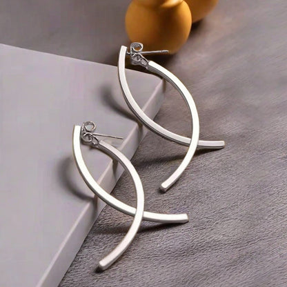 Golden Metal Drop Earrings For Elegant Style