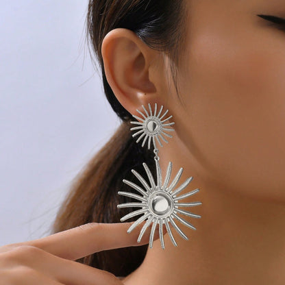 Golden Metal Flowers Drop Earrings For Elegant Style