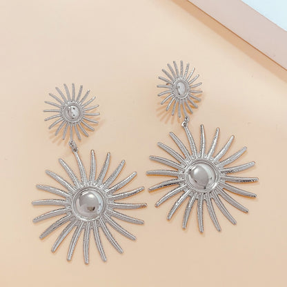 Golden Metal Flowers Drop Earrings For Elegant Style