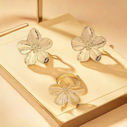 Golden Jewelry Set Featuring Flower Pattern Made Of Metal