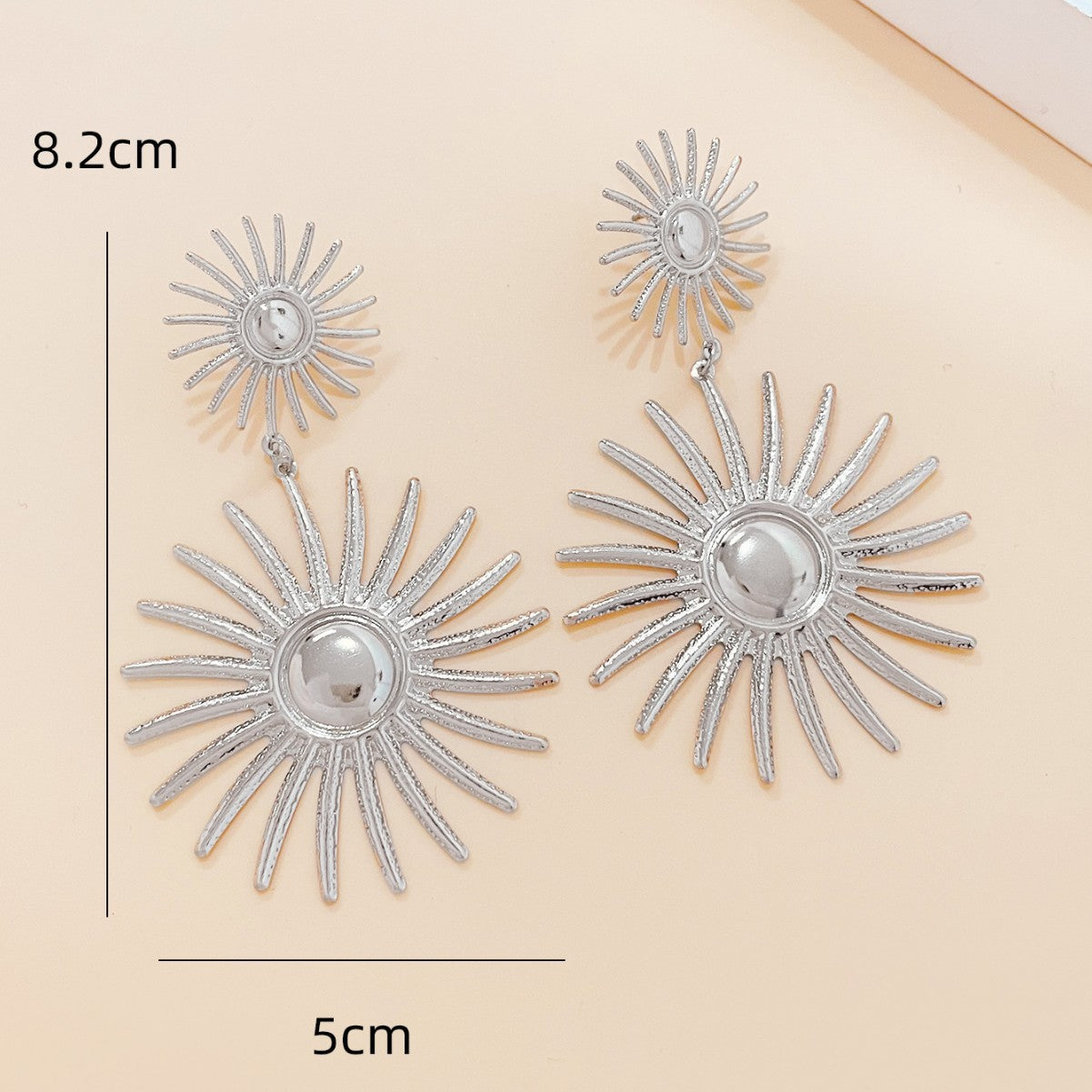 Golden Metal Flowers Drop Earrings For Elegant Style