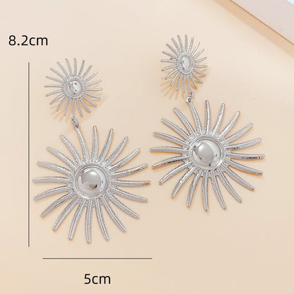 Golden Metal Flowers Drop Earrings For Elegant Style