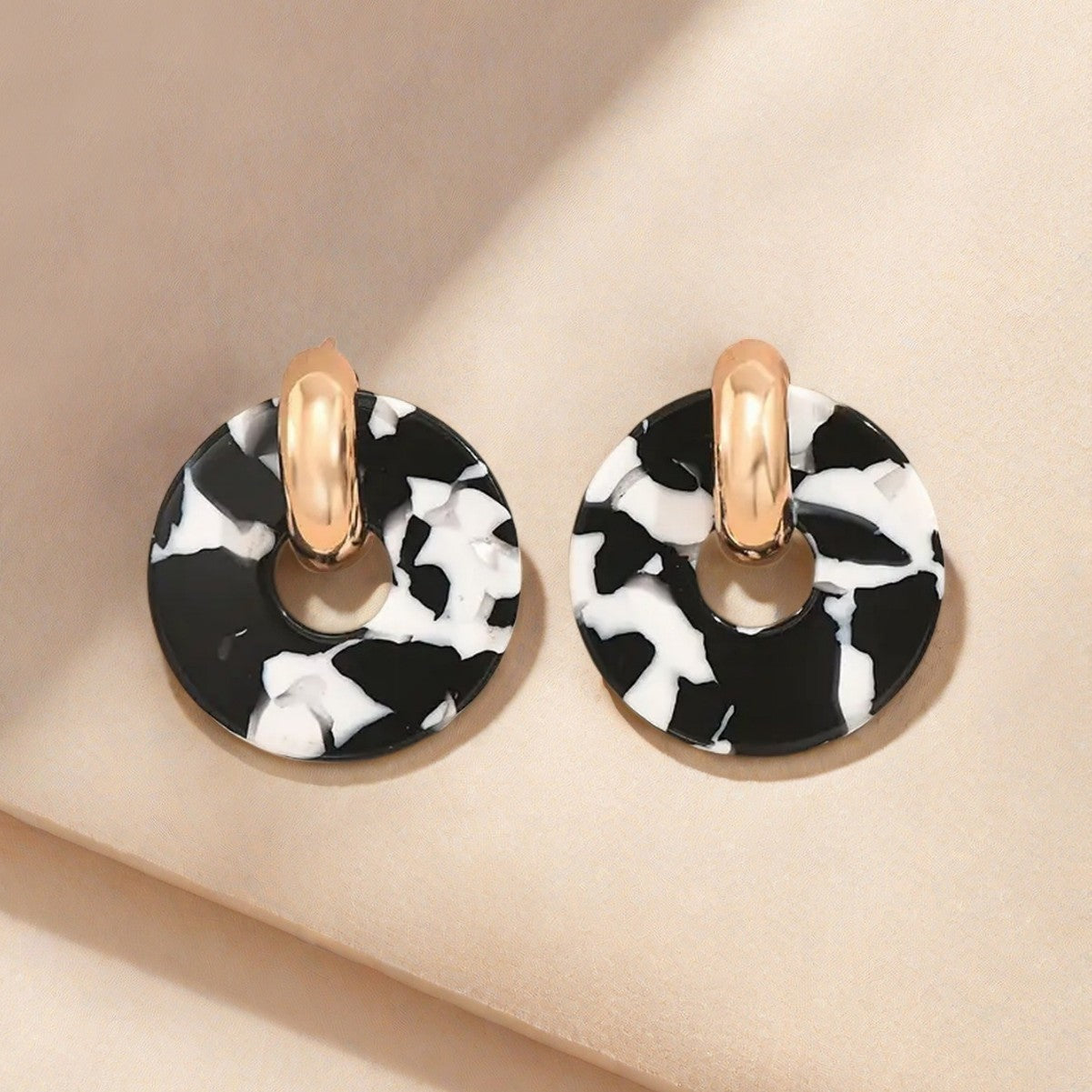 For Irregular Stud Earrings In Acrylic With Colour Accents