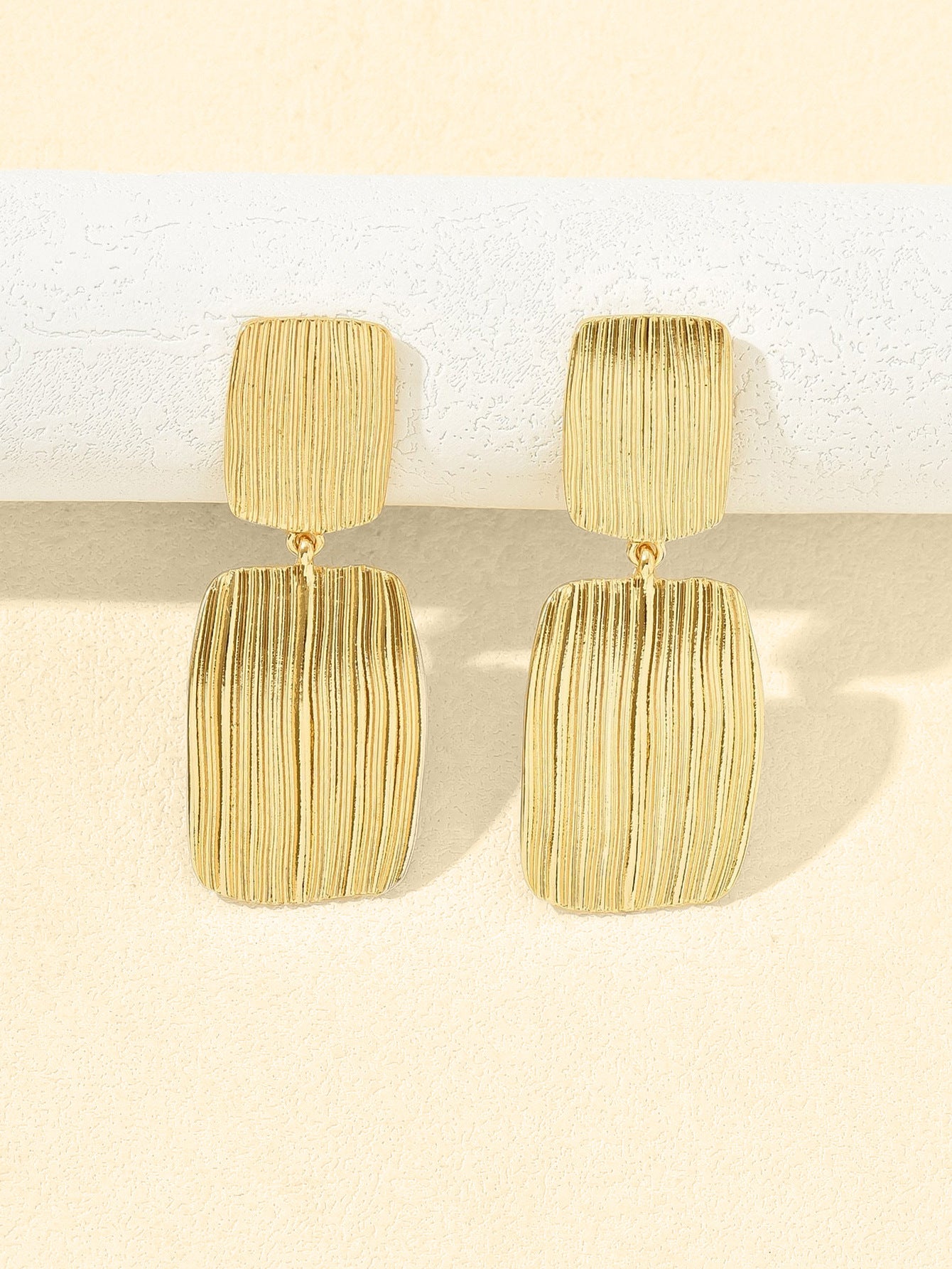 Brushed Golden Metal Quadrilateral Drop Earrings For Elegant Style