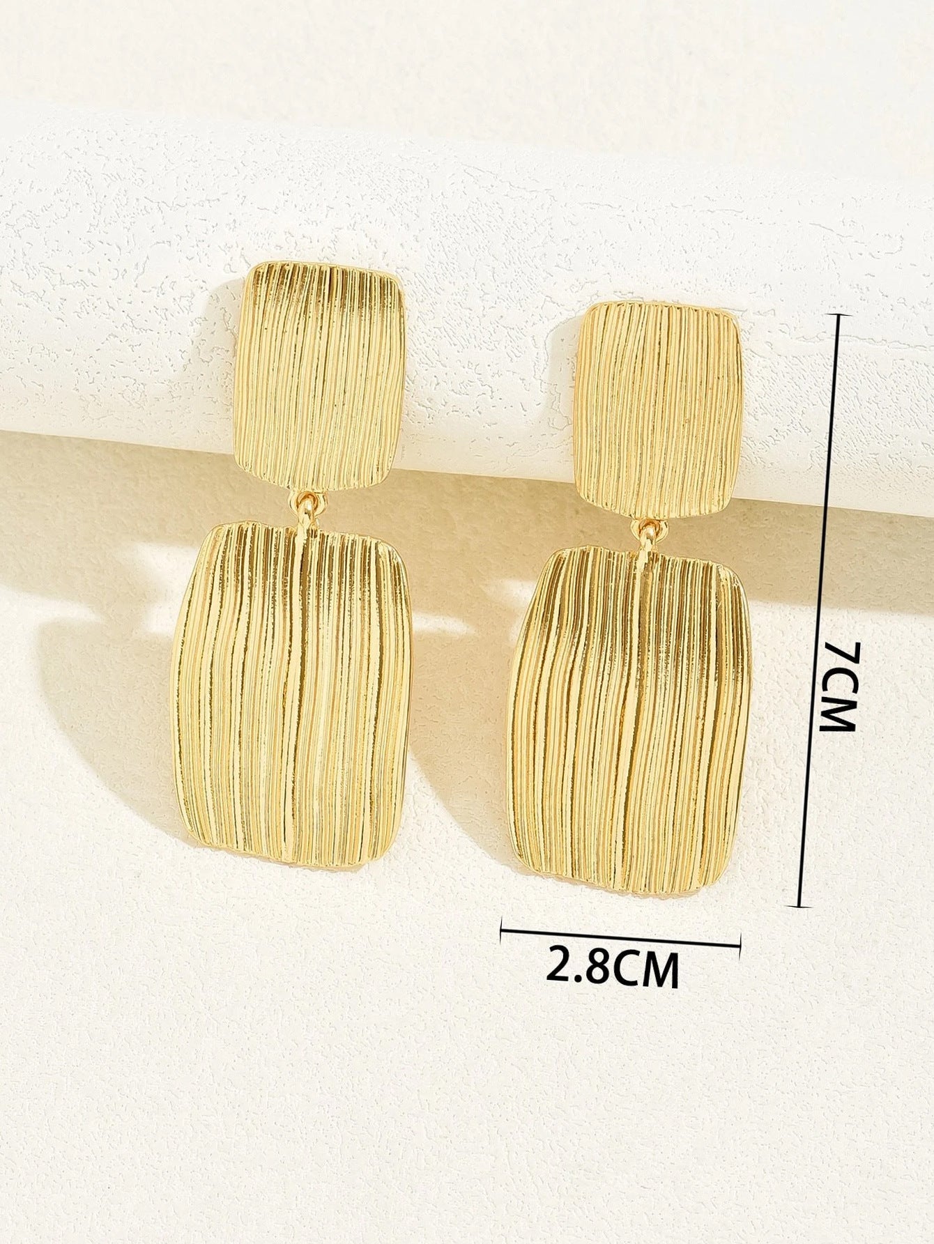 Brushed Golden Metal Quadrilateral Drop Earrings For Elegant Style