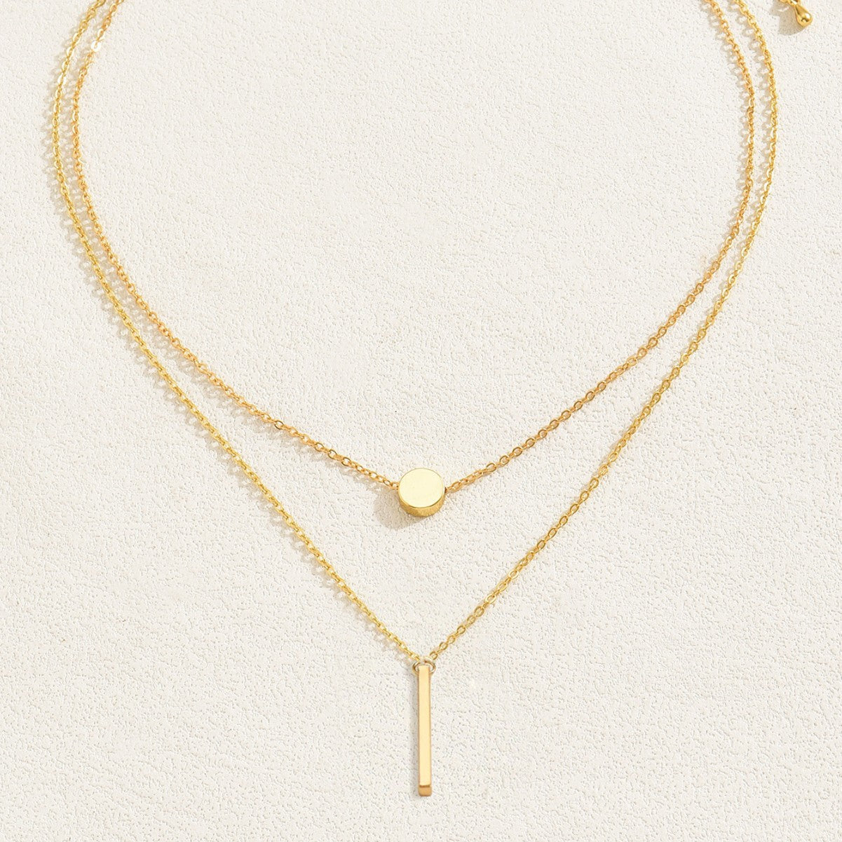 Heart Shape Metal Necklace For Women In Elegant Golden Finish