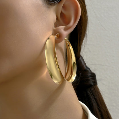For Golden Retro Metal Hoop Earrings Featuring Classic Design And Durable Construction