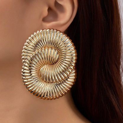 Twist Lines Stud Earrings For Women In Golden Metal