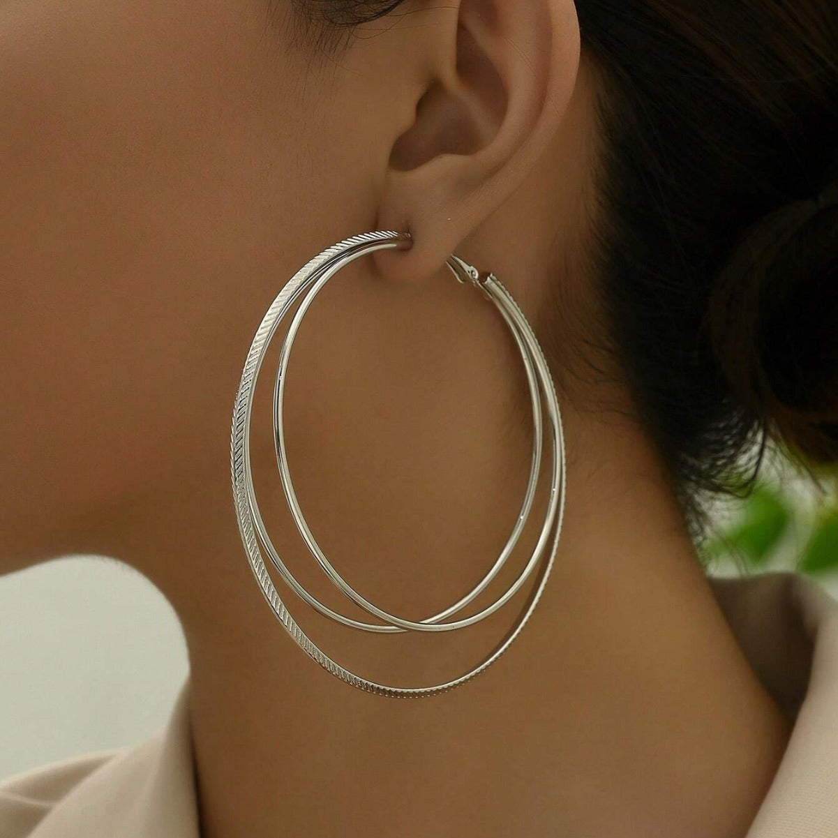 Exaggerated Golden Metal Circle Earrings For Stylish Statement Looks