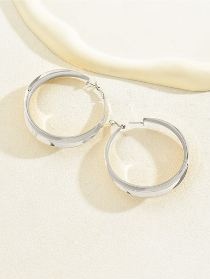 For Golden Retro Metal Hoop Earrings Featuring Classic Design And Durable Construction