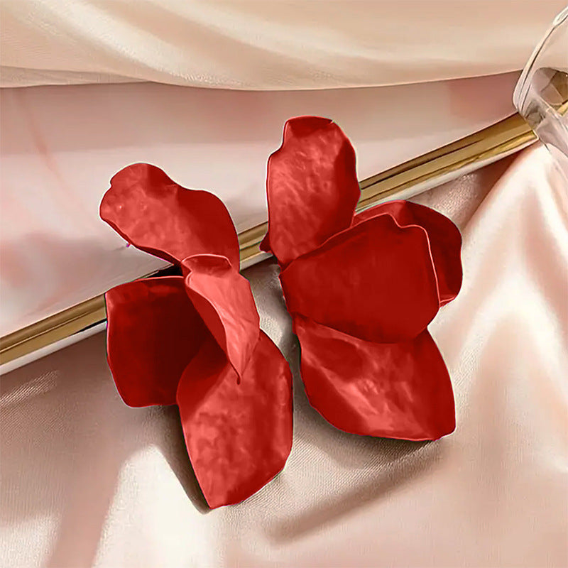 Exaggerated Red Metal Flowers Earrings For Stylish Statement